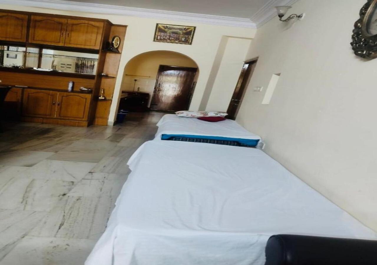 Best Individual Home Stay Near Apollo Jubilee Hills Haïdarabad Extérieur photo