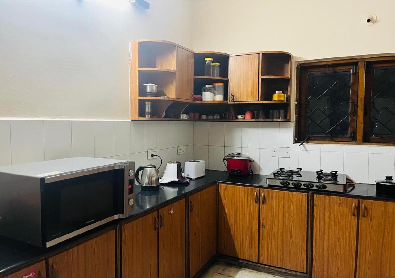Best Individual Home Stay Near Apollo Jubilee Hills Haïdarabad Extérieur photo